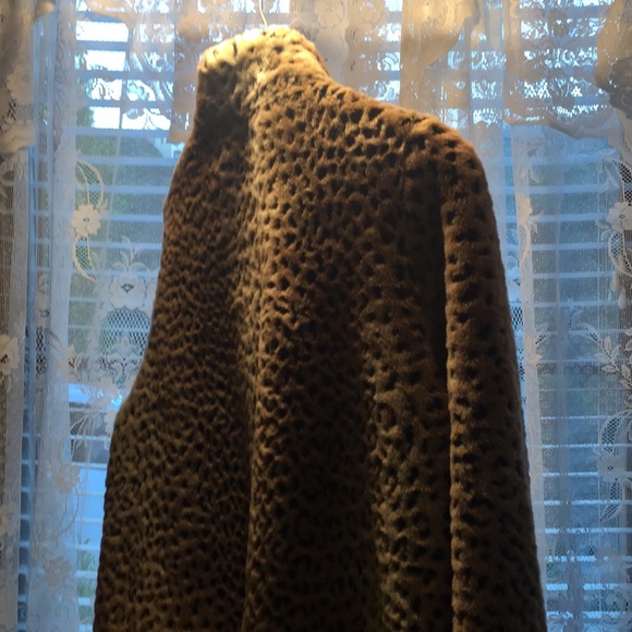 Leopard Jacket - Picture 3 of 5